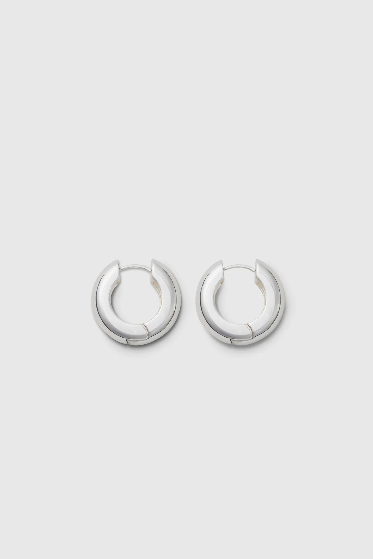 Ali Hoops