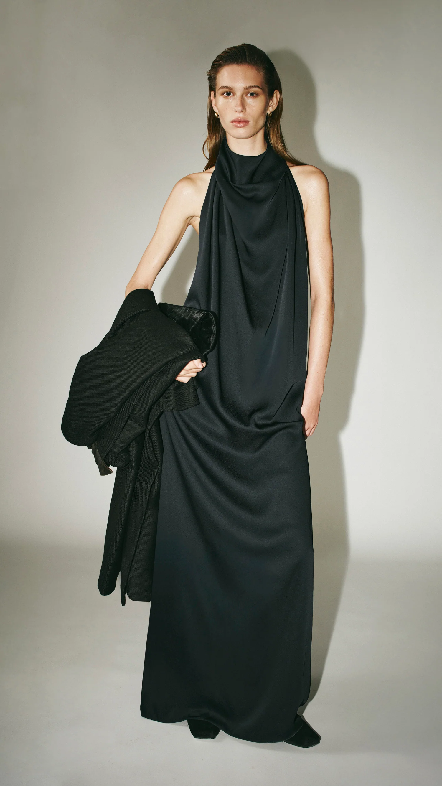 Elowyn Halter Maxi Dress - Image 3