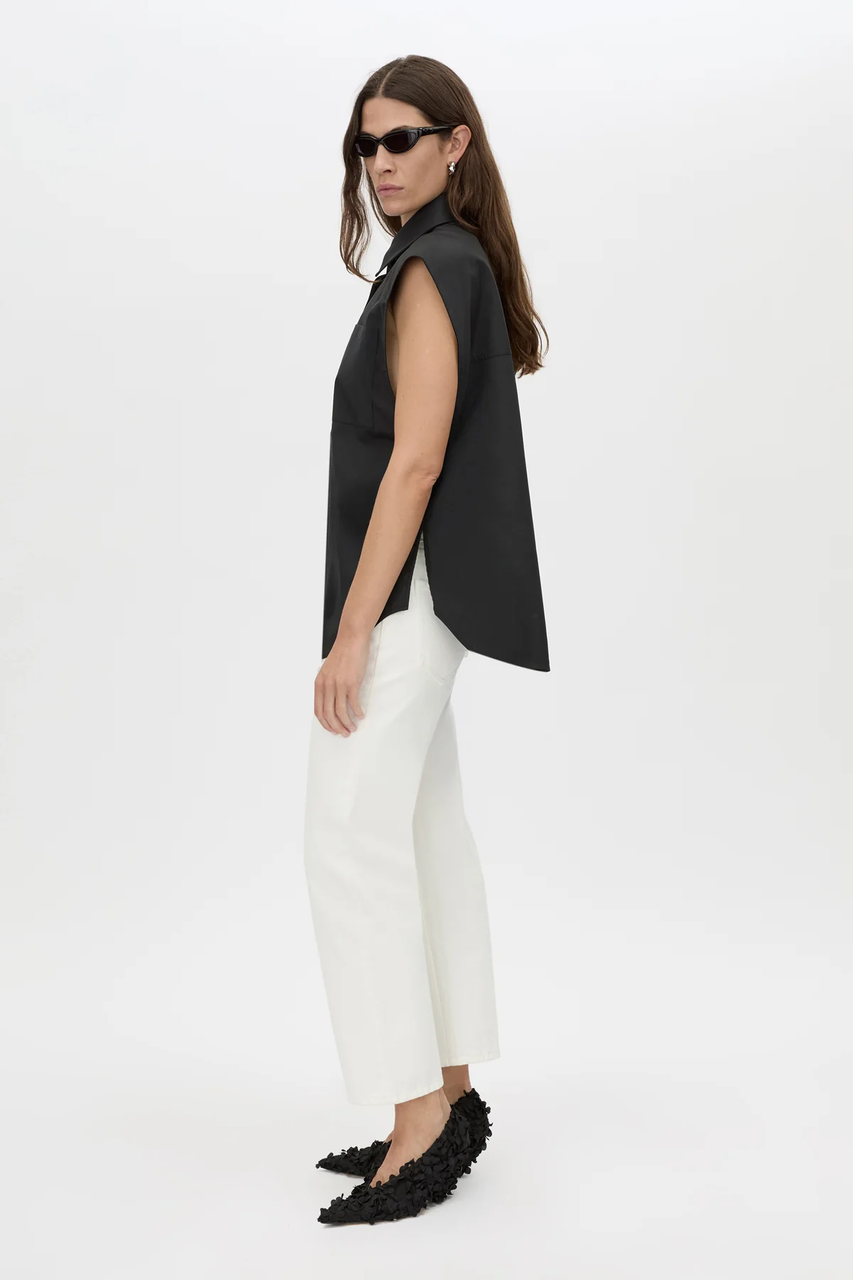 Milo Sleeveless Shirt - Image 3