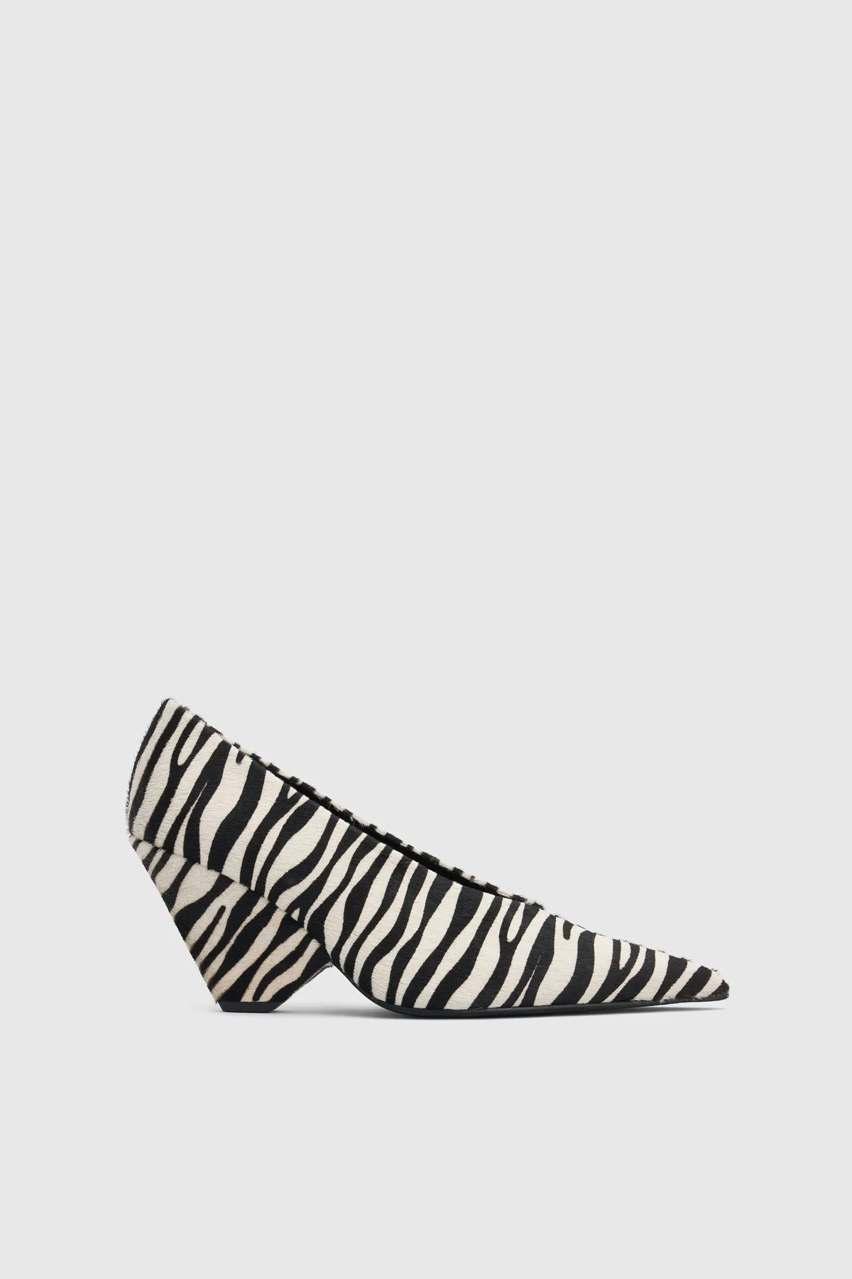 Rhys Pump - Image 7