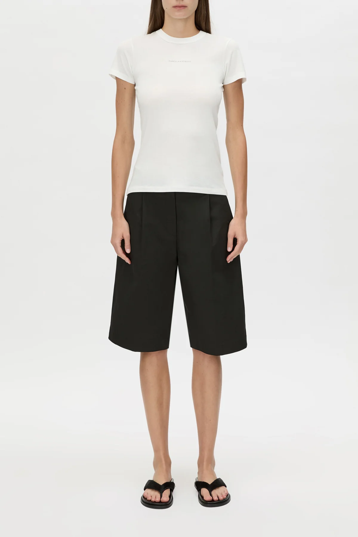 Suvero Slim Fit Logo Tee - Image 5
